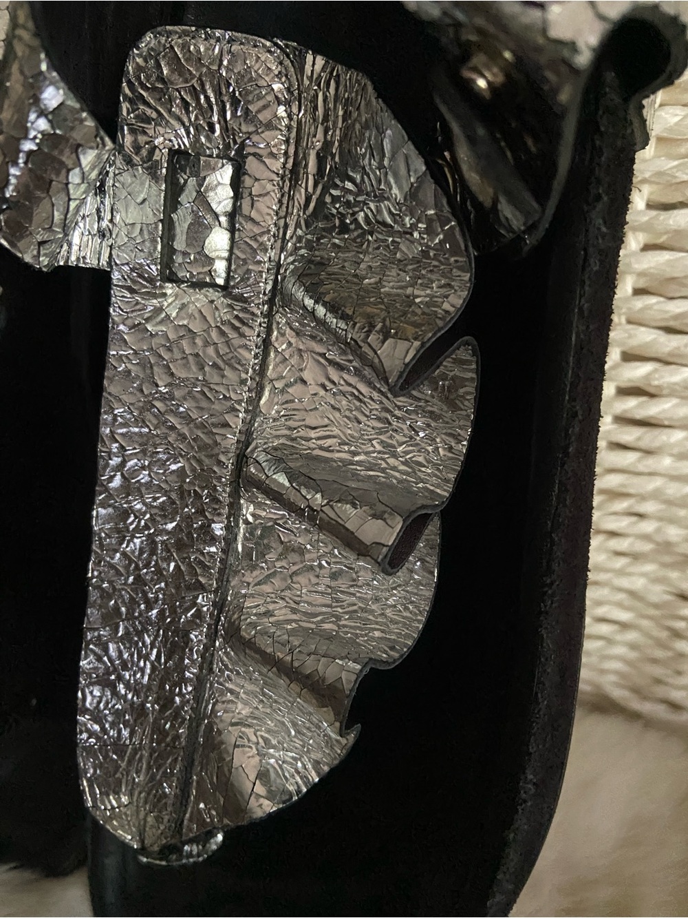 Isabel Marant Isela sandals in metallic silver leather - Picture 5 of 15